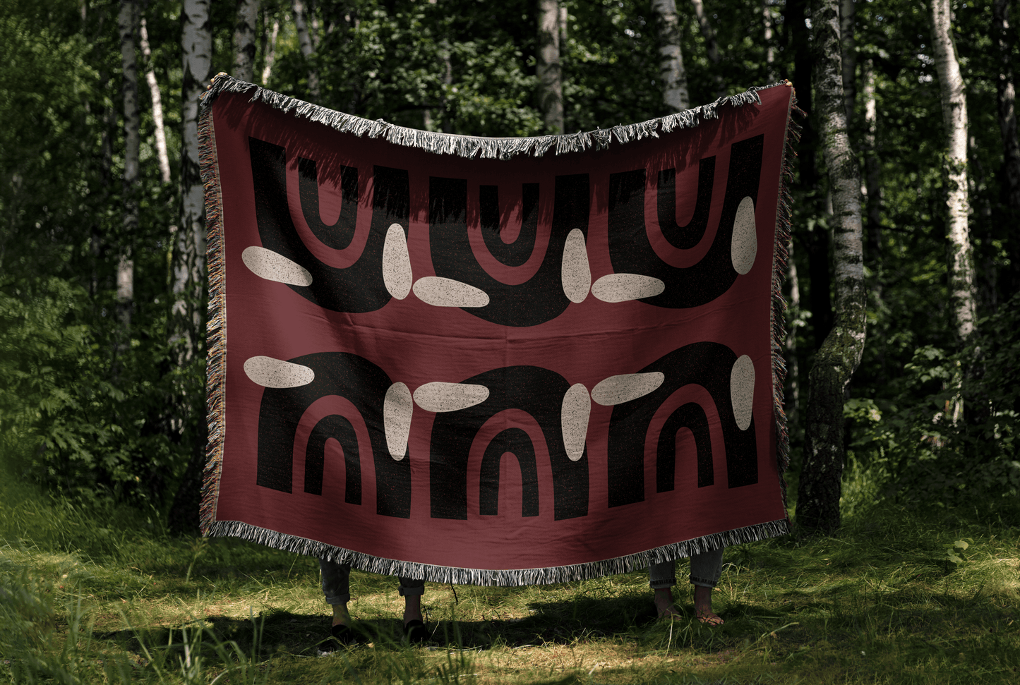 Retro Arch Woven Throw Blanket – Burgundy & Black Modernist