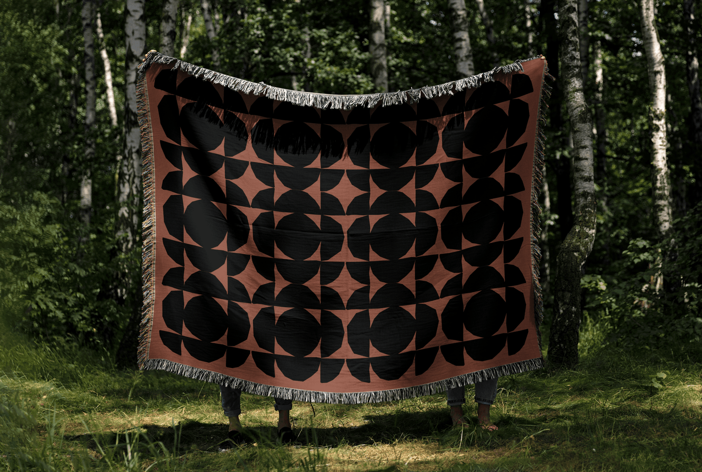 Modern Terracotta & Black Woven Throw Blanket – Geometric Circle Grid