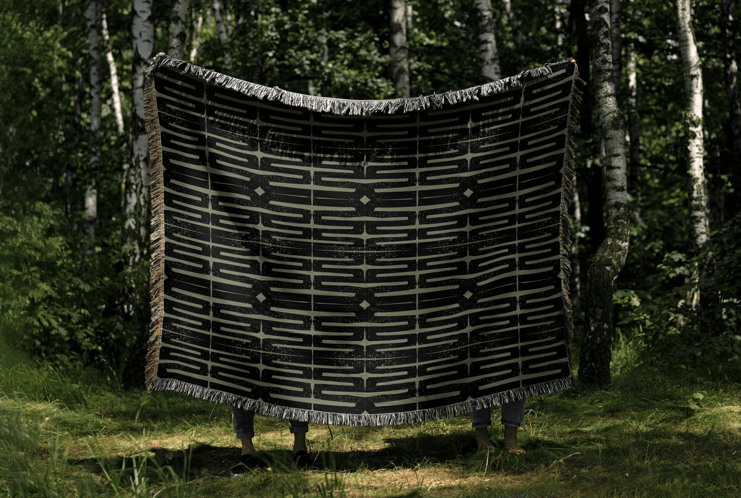 Olive Green & Charcoal Woven Throw Blanket – Modern Geometric Design