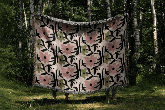 Pink and Olive Floral Woven Throw Blanket – Modern Design