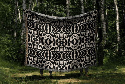 Black & Ivory Organic Motif Woven Throw Blanket
