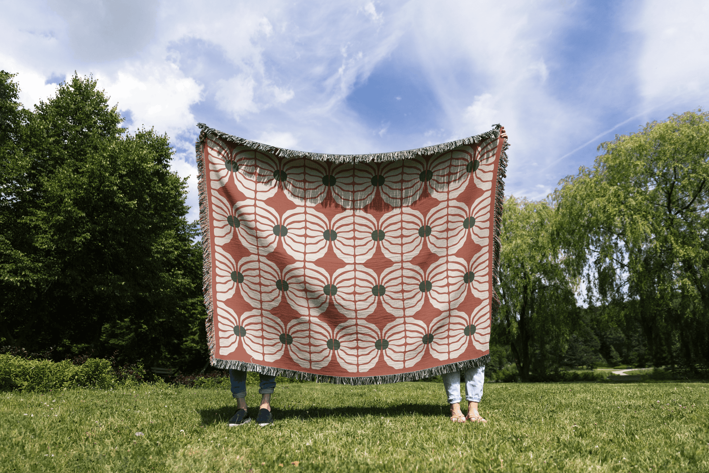 Retro Bloom Woven Cotton Blanket in Terracotta, Green, and White