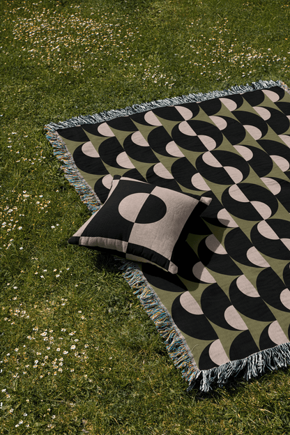 Modern Circles Geometric Woven Throw Blanket