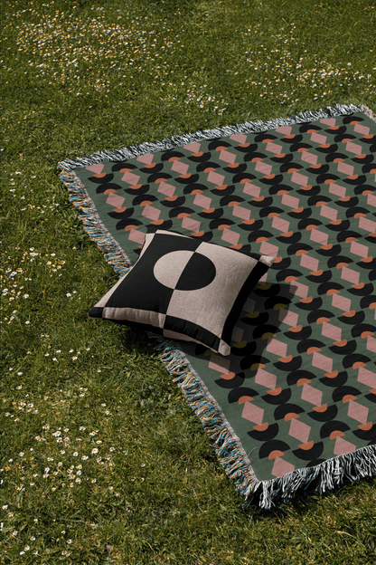 Vintage-Inspired Geometric Cotton Blanket
