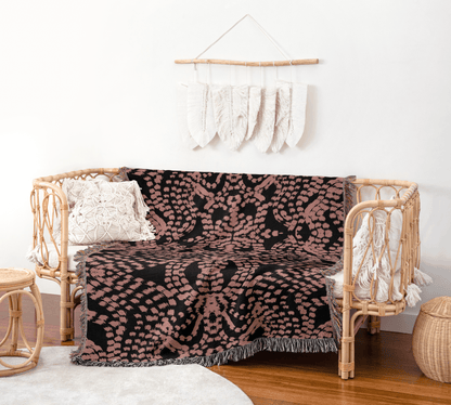 Textured Medallion Throw Blanket – Pink & Black Abstract Lace