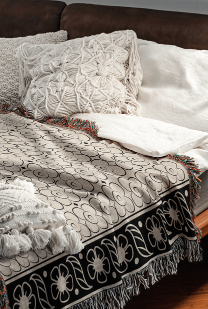 Batik Elegance: Black and Beige Woven Cotton Throw Blanket