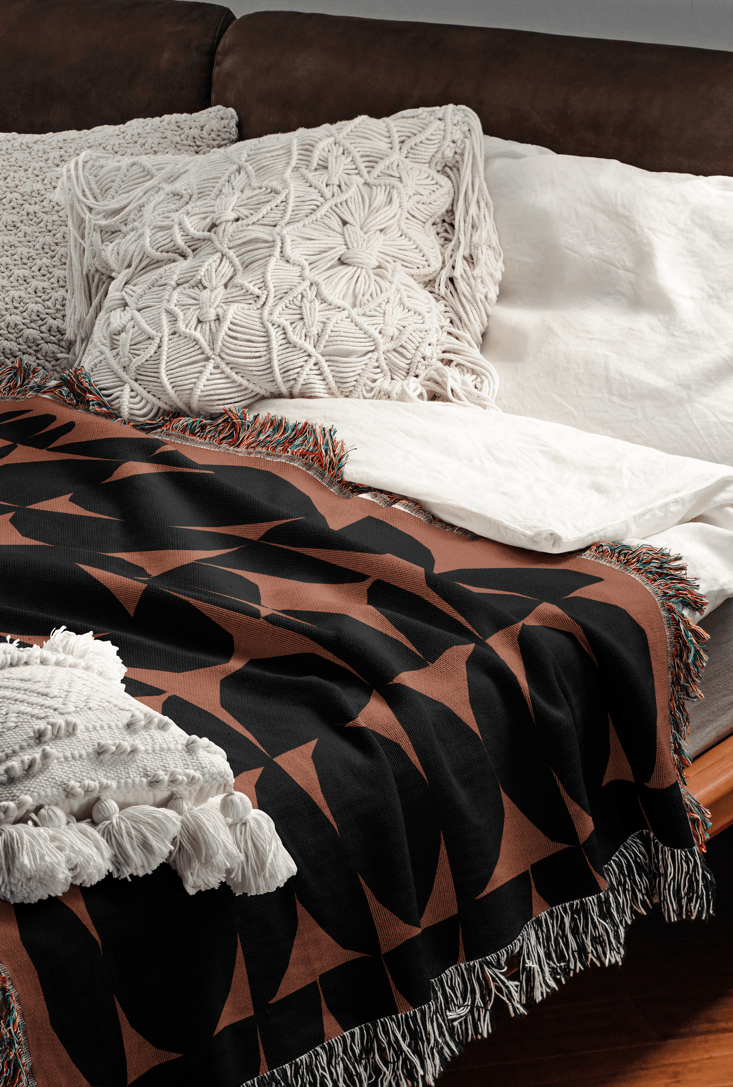 Modern Terracotta & Black Woven Throw Blanket – Geometric Circle Grid