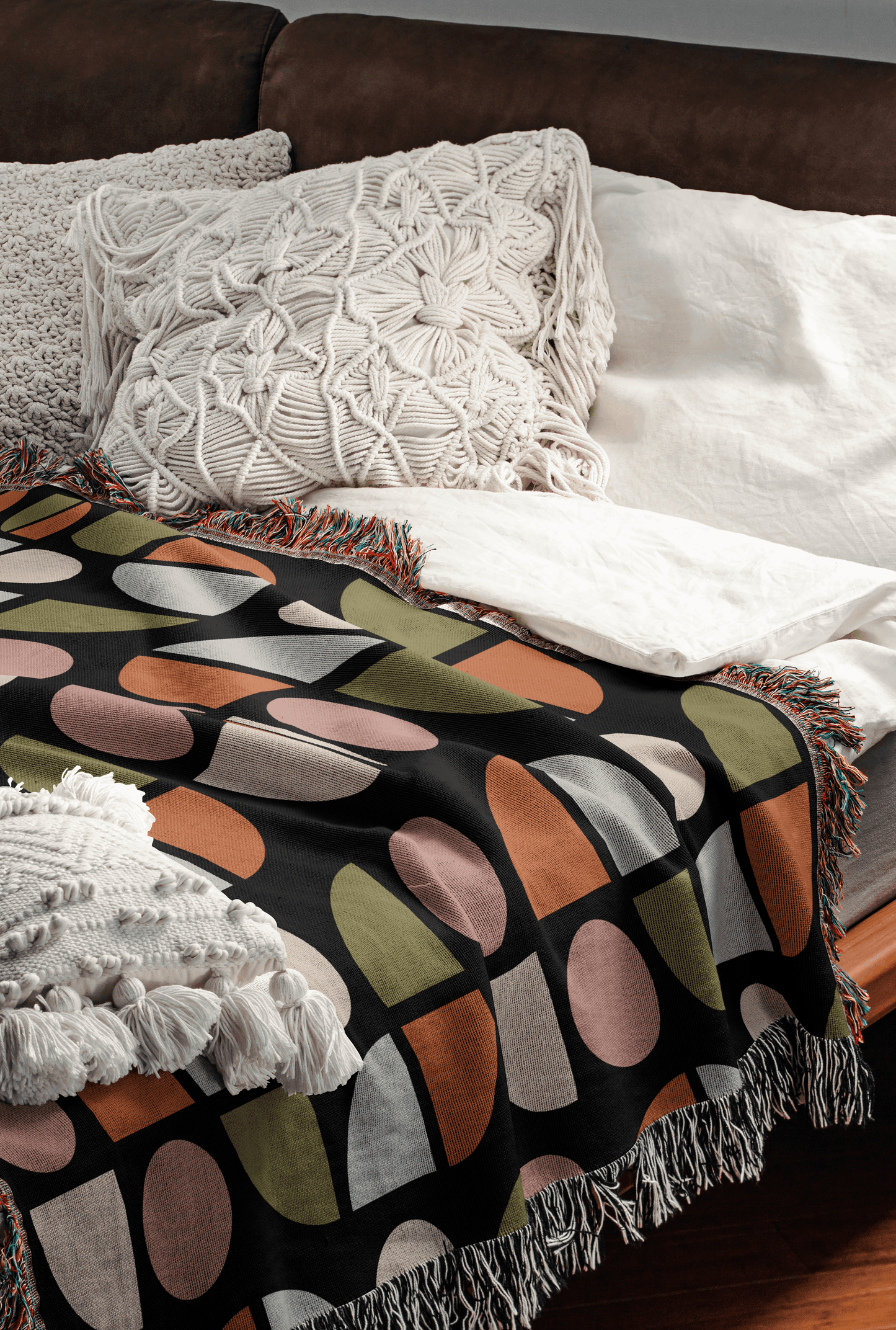 Colorful Geometric Woven Cotton Throw Blanket – Retro Modern Design