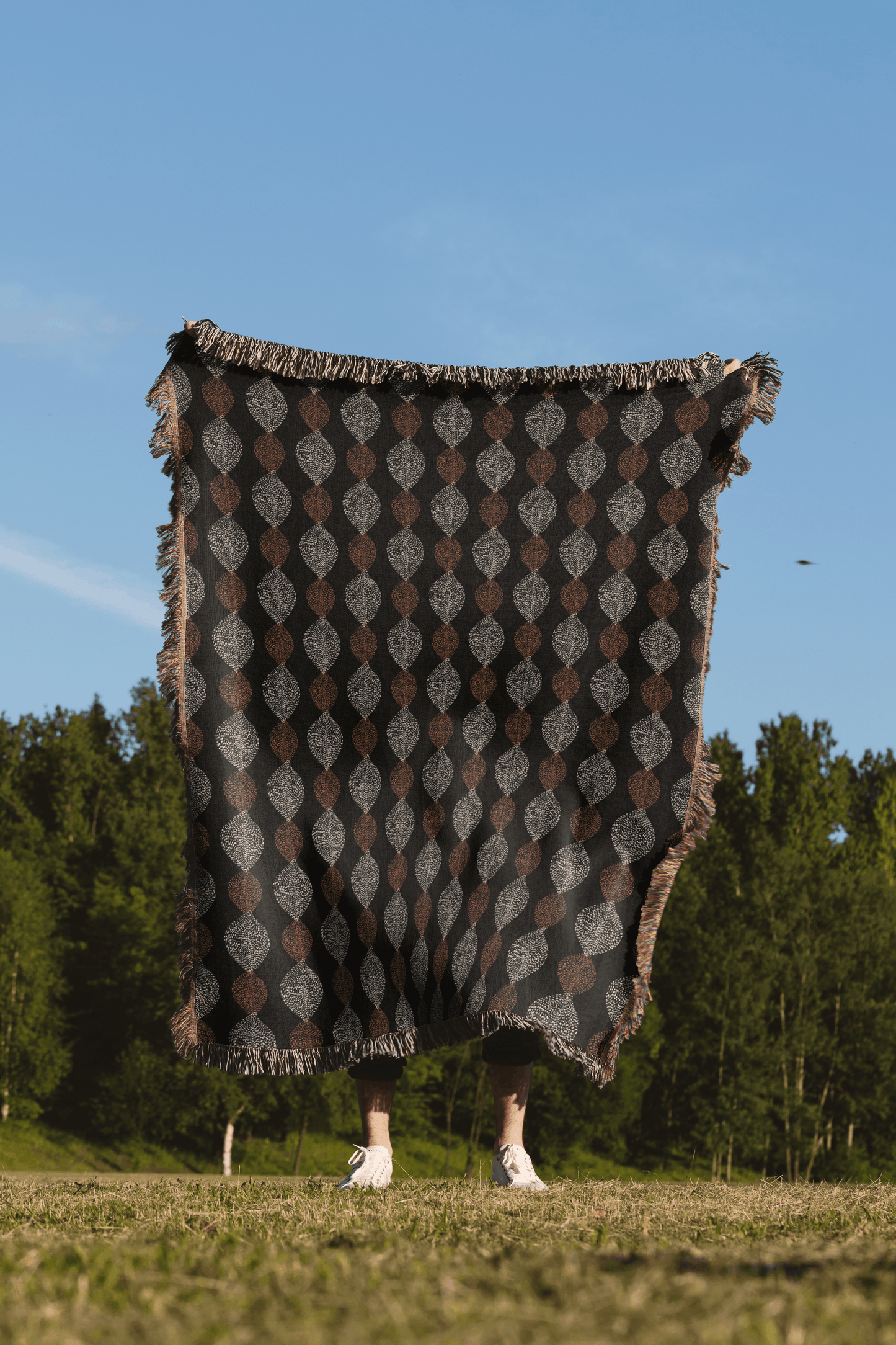 Dark Autumn Leaves Pattern Woven Cotton Throw Blankets - Taylor Bassam