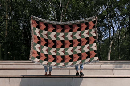 Modern Retro Scallop Woven Throw Blanket