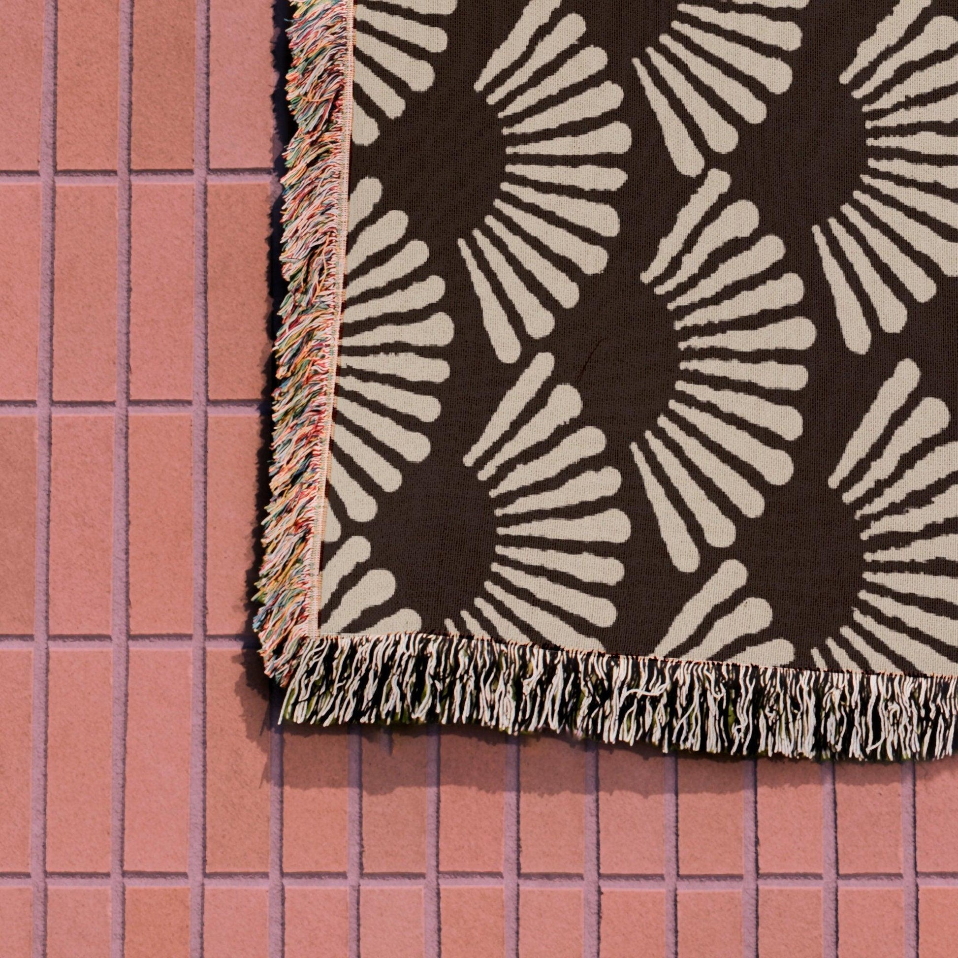 Black And Beige Fan Pattern Woven Blankets