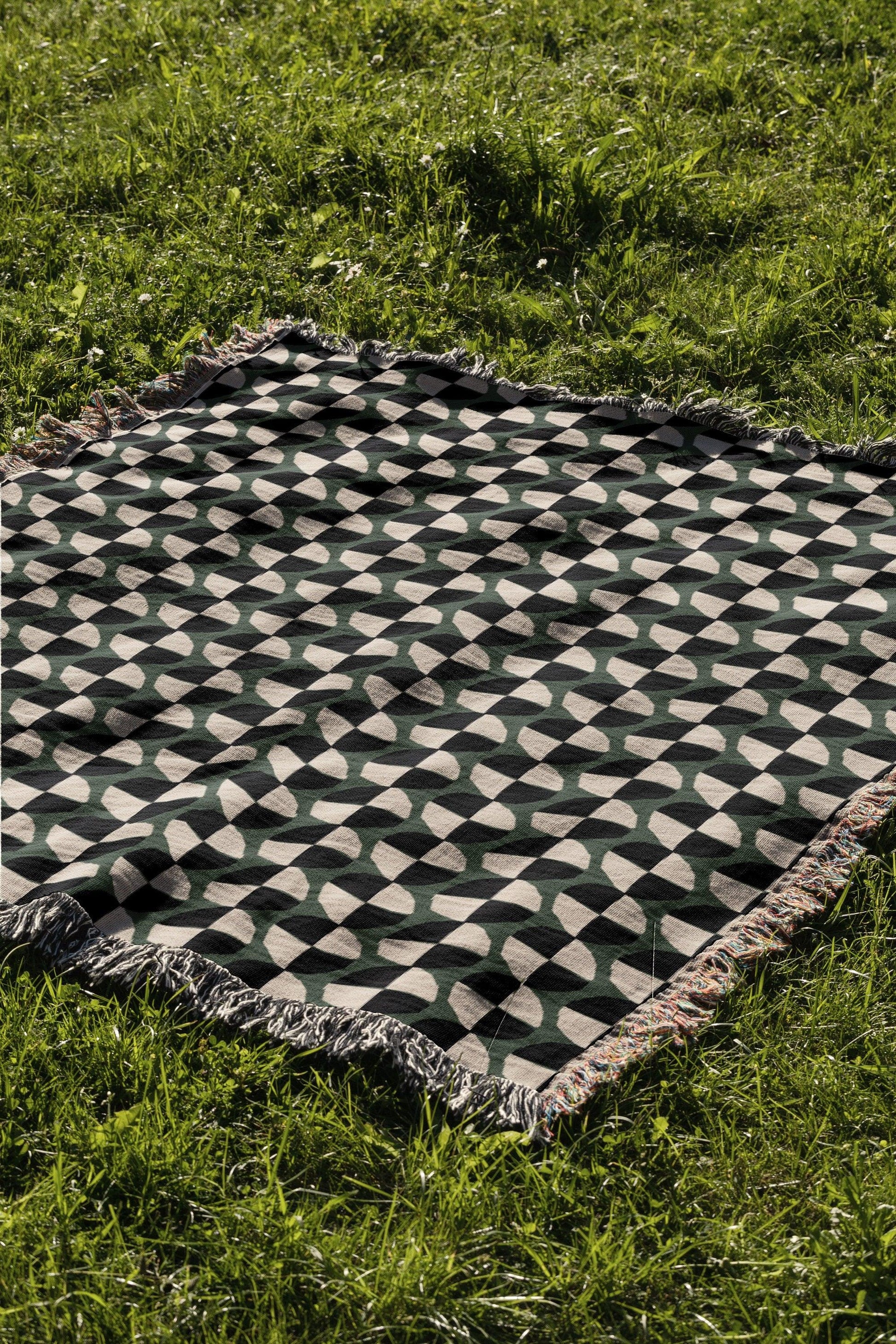 Green Black And White Bauhaus Circle Pattern Woven Cotton Throw Blankets