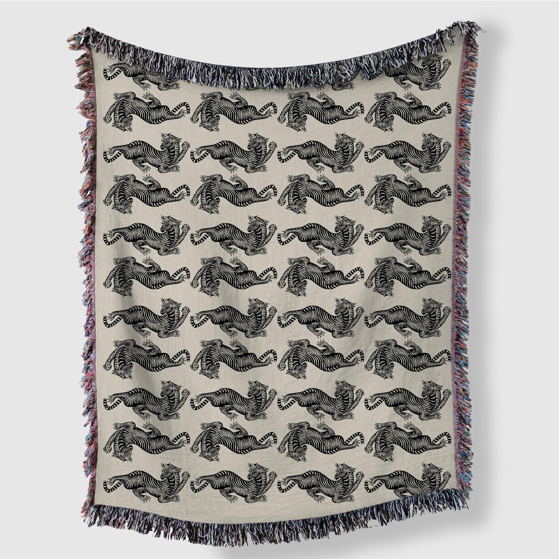 Beige And Black Vintage Tiger Woven Blankets