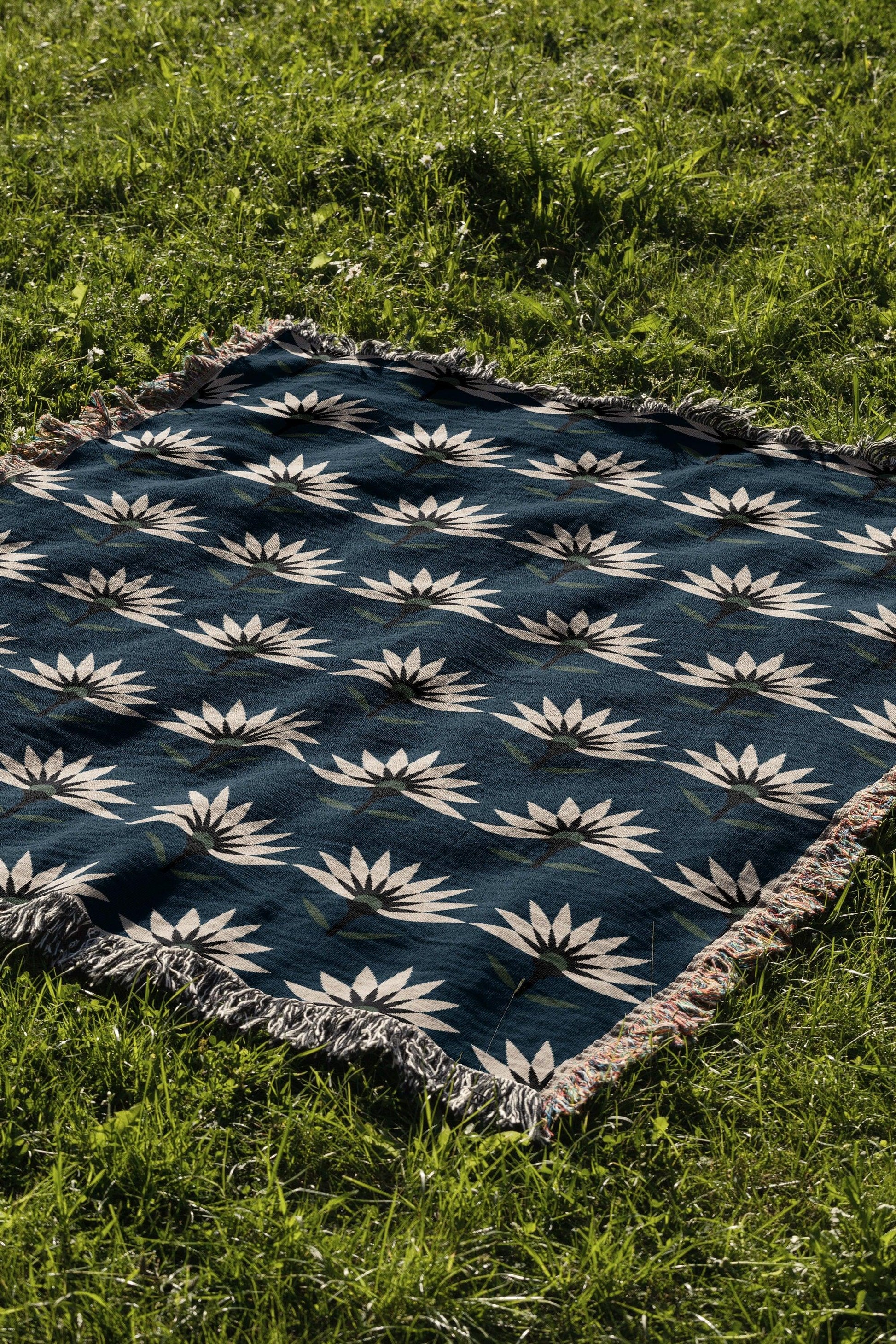 Blue Art Deco Flower Woven Cotton Throw Blankets