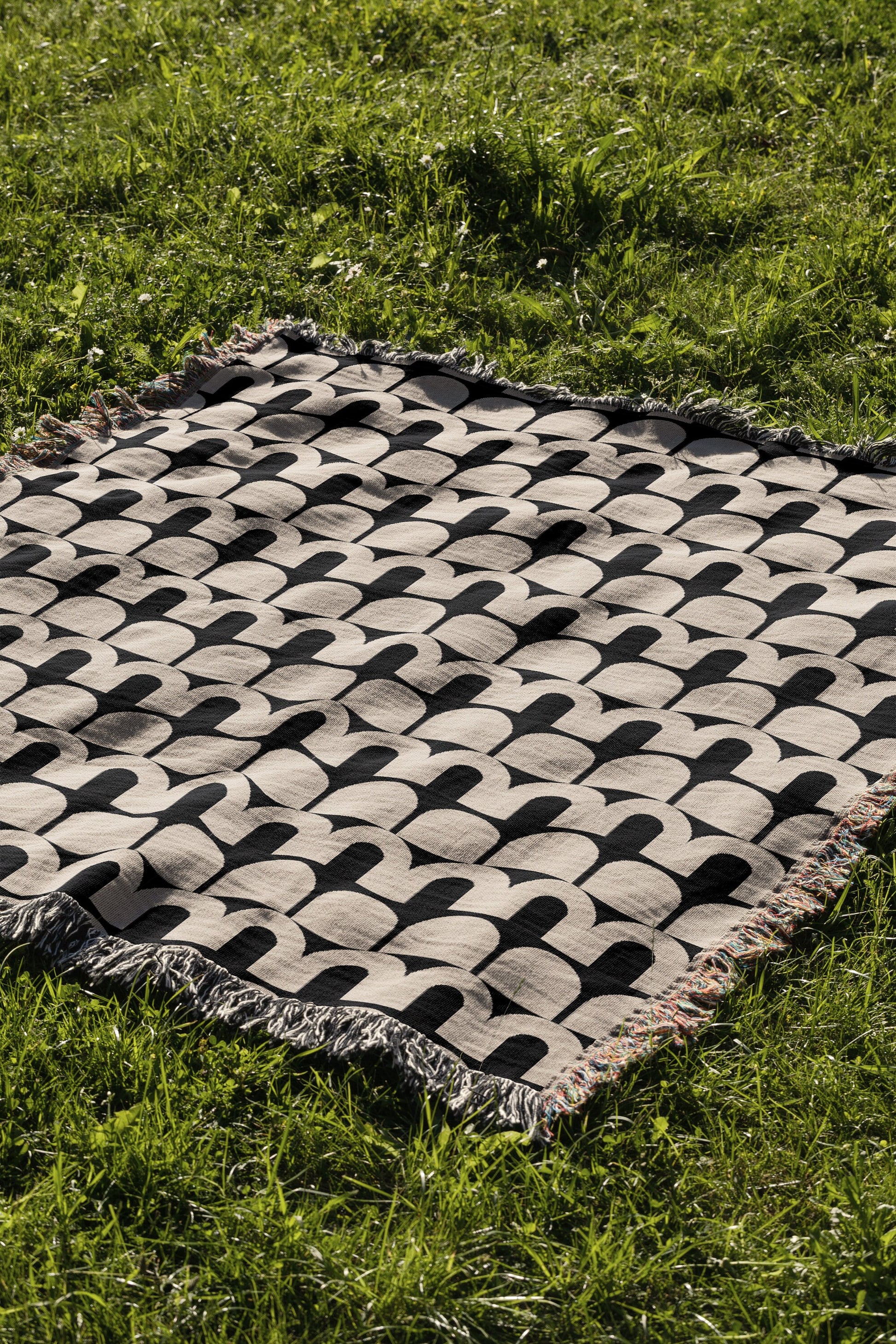 Beige And Black Arches Mid Century Modern Woven Cotton Throw Blankets