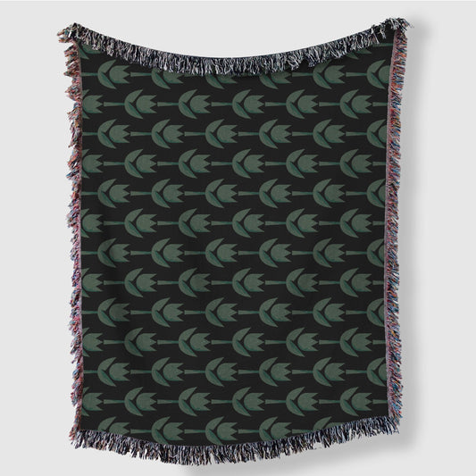 Green And Black Minimalist Flowers Woven Blankets