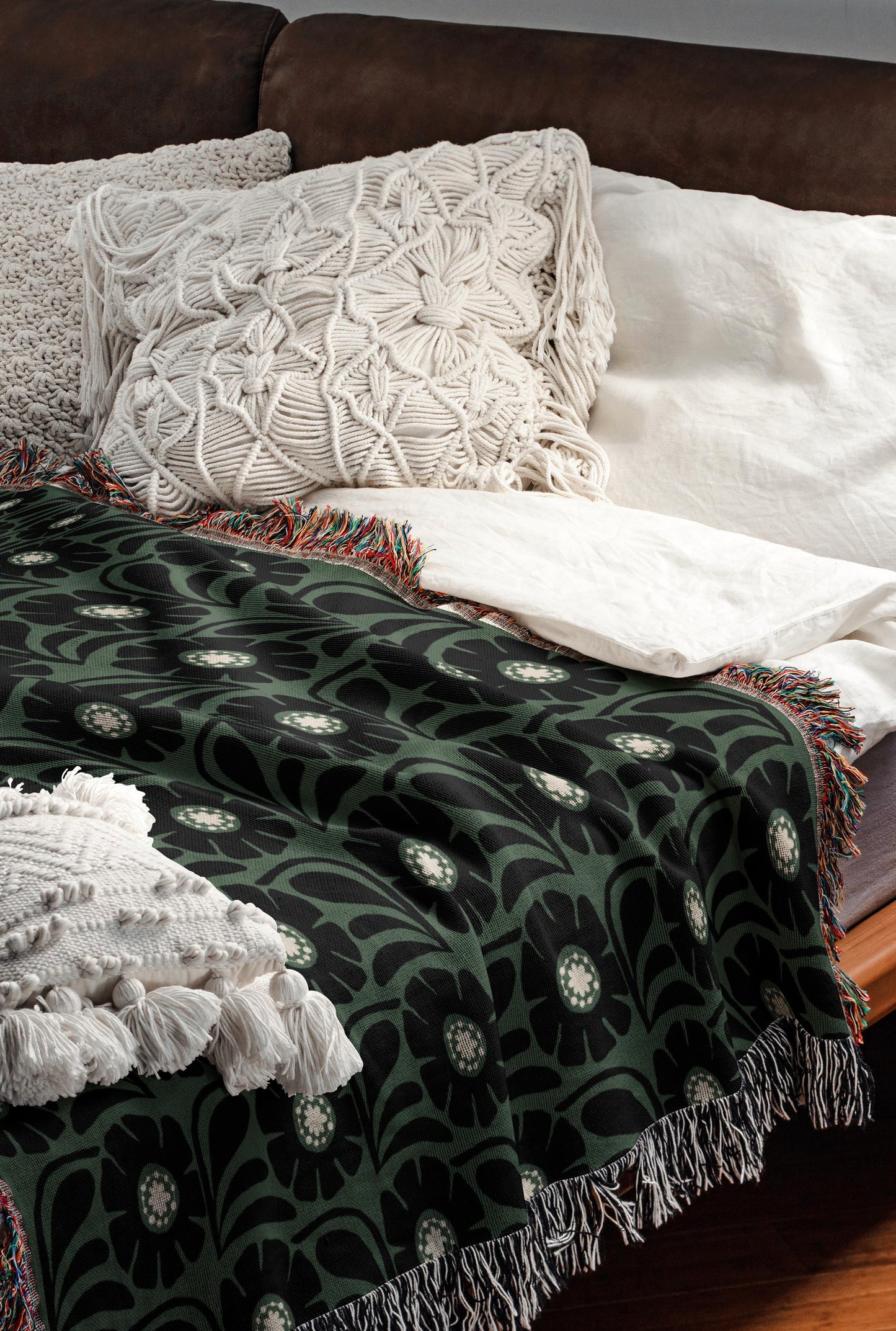 Green And Black Retro Flower Woven Cotton Throw Blankets