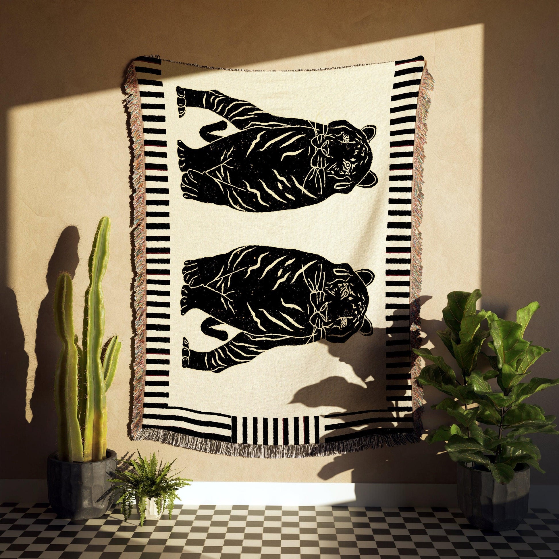 Black And White Striped Tiger Woven Blankets