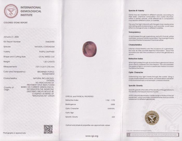 Moody Plum Unheated Sapphire - 1.30 ct - International Gemological Institute (IGI)