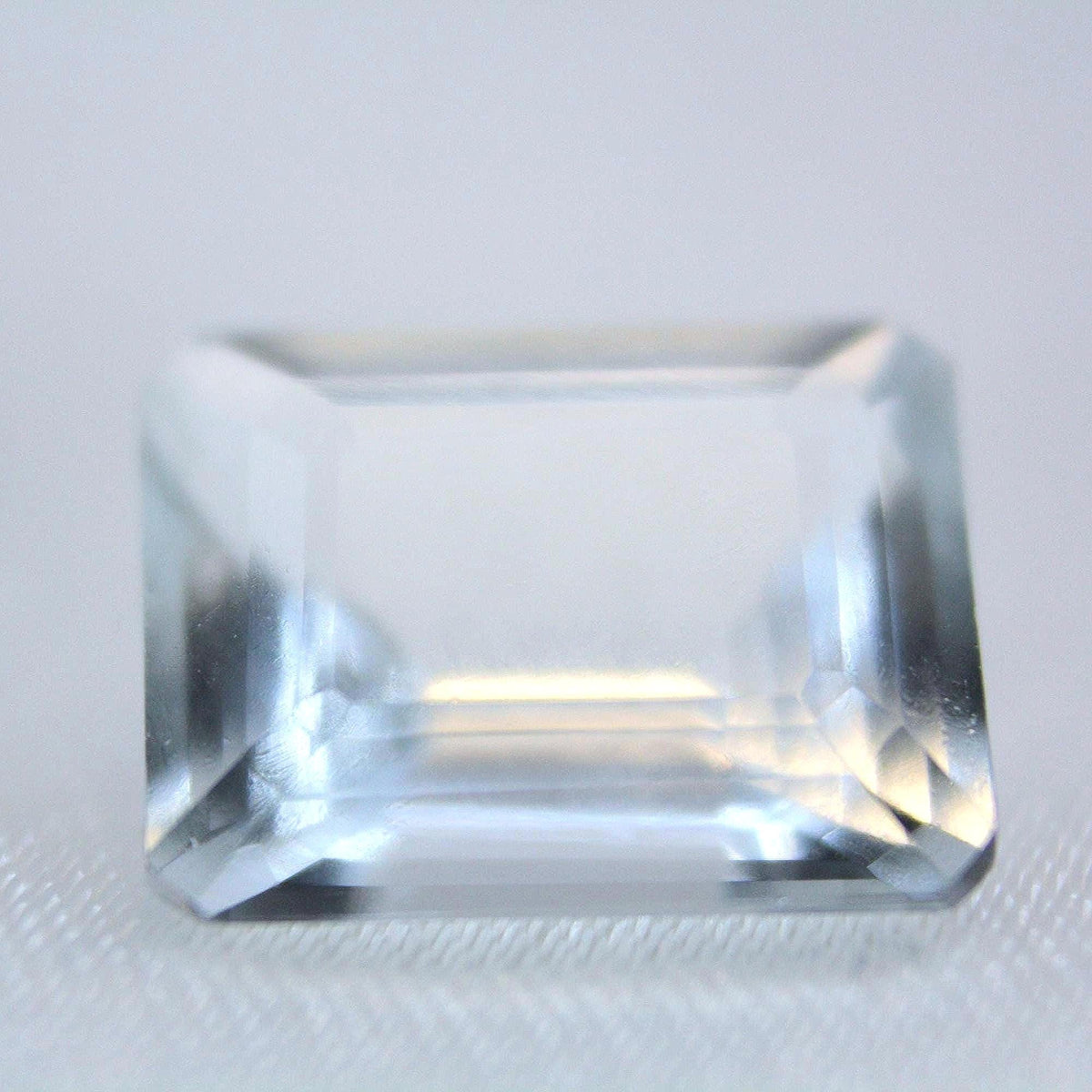 Natural Aquamarine Emerald Cut Gemstone | Certified Pale Blue Beryl (4.01 Ct)