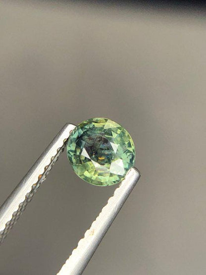 Unheated Blue-Green Sapphire Oval Gemstone | Teal Parti Sapphire (0.80 Ct)