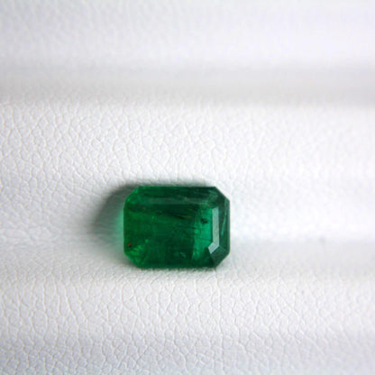 Certified Natural Emerald Gemstone | 1.41 Ct Octagon Cut Green Beryl (May Birthstone)