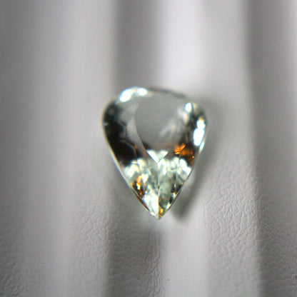 Natural Green Beryl Gemstone | 4.68 Ct Pear Cut Certified Light Yellowish Green
