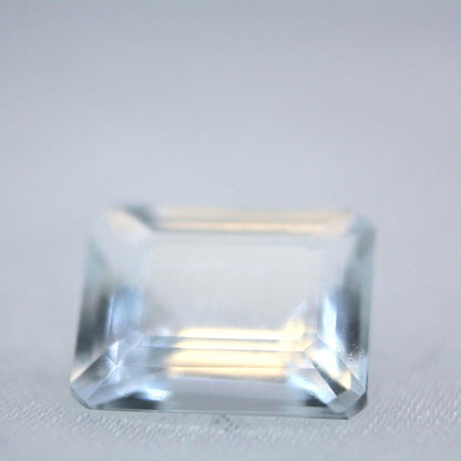 Natural Aquamarine Emerald Cut Gemstone | Certified Pale Blue Beryl (4.01 Ct)