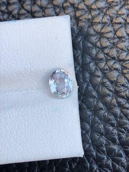 Natural Grey Sapphire Oval Gemstone | Unheated Blue Grey Corundum (1.06 Ct)