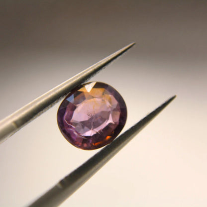 Moody Plum Unheated Sapphire - 1.30 ct - International Gemological Institute (IGI)