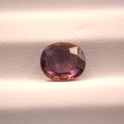 Moody Plum Unheated Sapphire - 1.30 ct - International Gemological Institute (IGI)