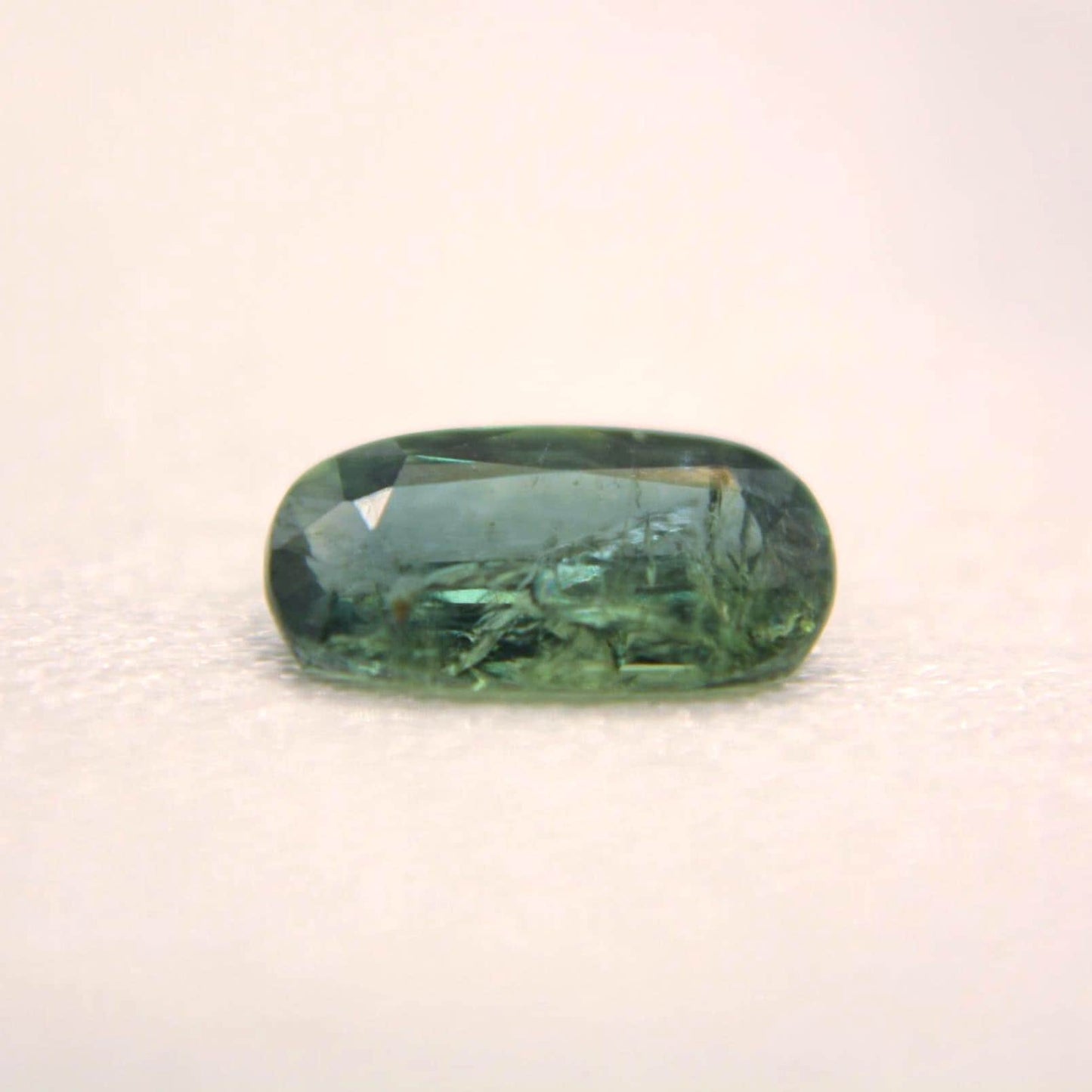 Green, Blue Unheated Sapphire - 1.07 ct - International Gemological Institute (IGI)