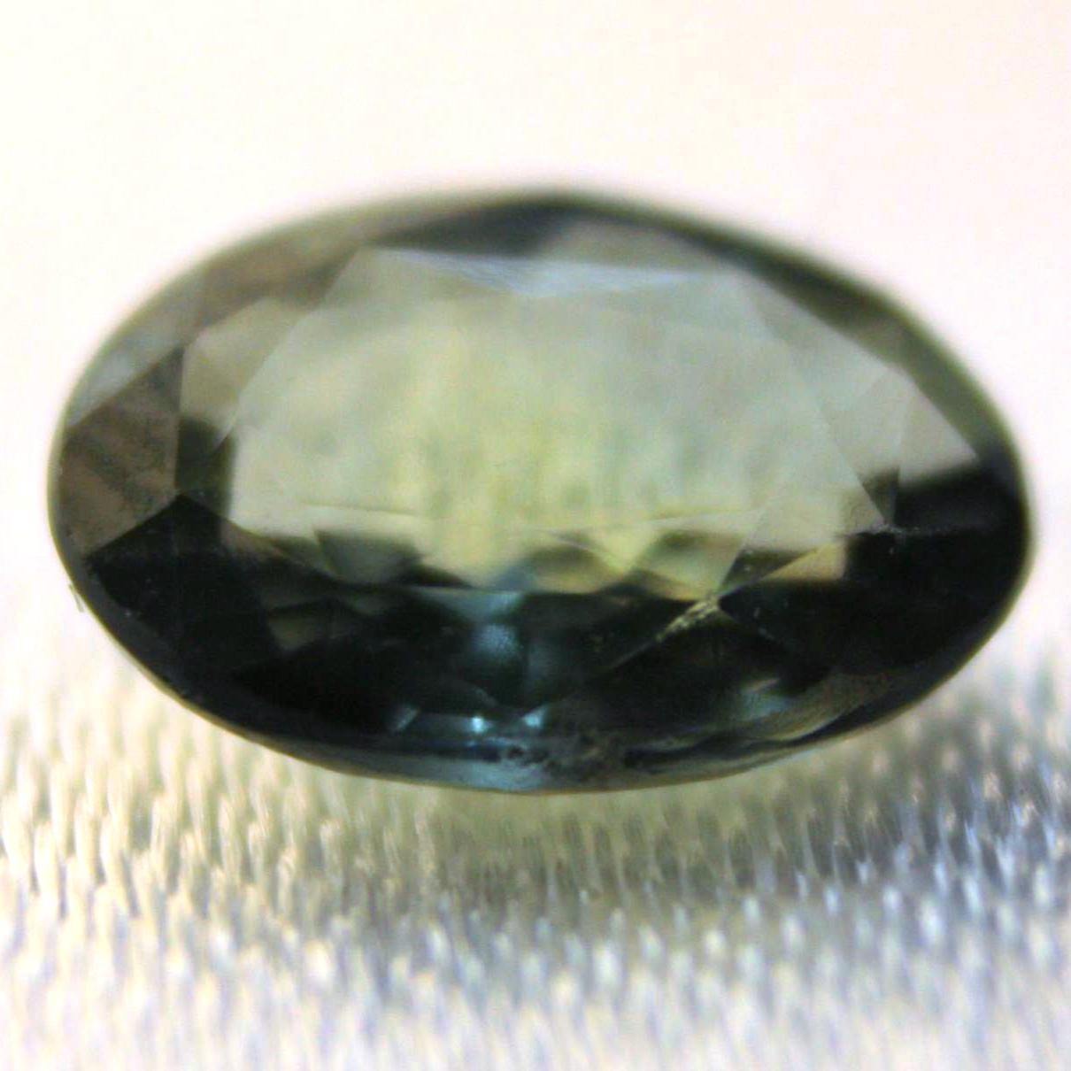 Natural Green Sapphire Oval Gemstone | Unheated Teal Corundum (1.03 Ct, IGI Certified)