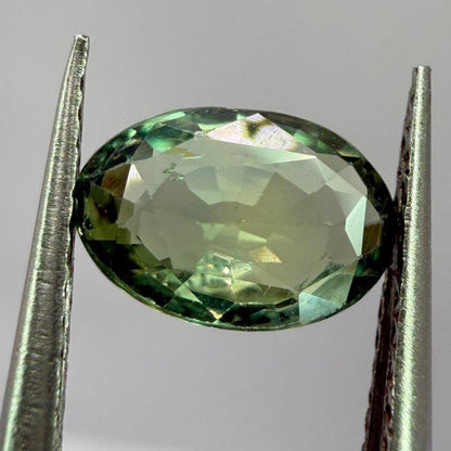 Natural Green Sapphire Oval Gemstone | Unheated Teal Corundum (1.03 Ct, IGI Certified)