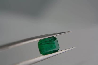 Certified Natural Emerald Gemstone | 1.41 Ct Octagon Cut Green Beryl (May Birthstone)