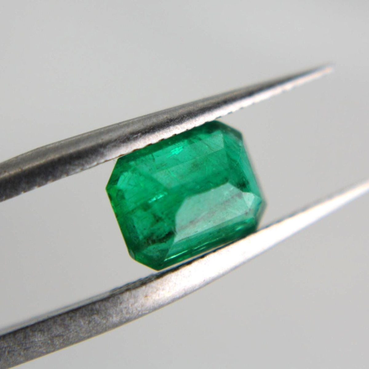 Certified Natural Emerald Gemstone | 1.41 Ct Octagon Cut Green Beryl (May Birthstone)