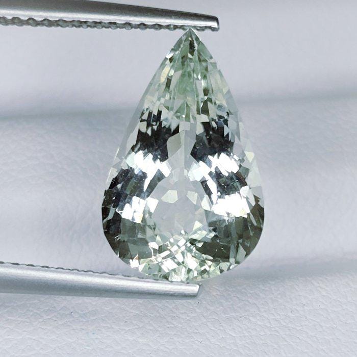 Natural Green Beryl Gemstone | 4.68 Ct Pear Cut Certified Light Yellowish Green