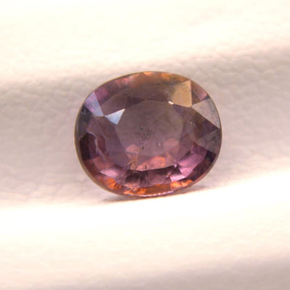 Moody Plum Unheated Sapphire - 1.30 ct - International Gemological Institute (IGI)