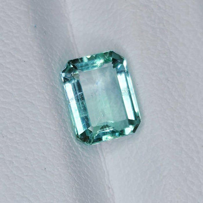 Natural Emerald Gemstone | 1.05 Ct Emerald Cut Light Green (IGI Certified)