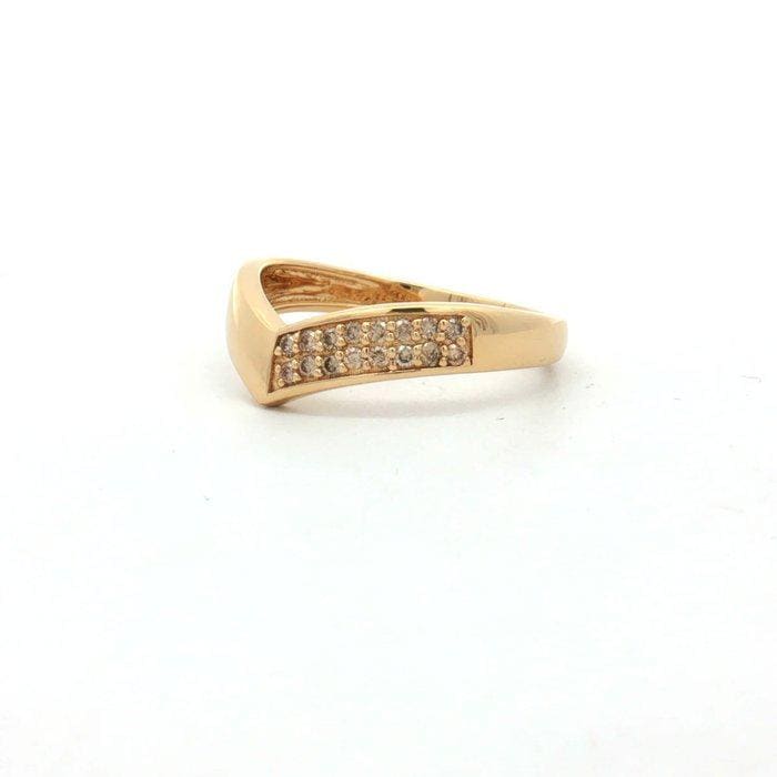 Natural Diamond Chevron Ring in Gold Plated Sterling Silver | HRD Antwerp Pavé V Ring