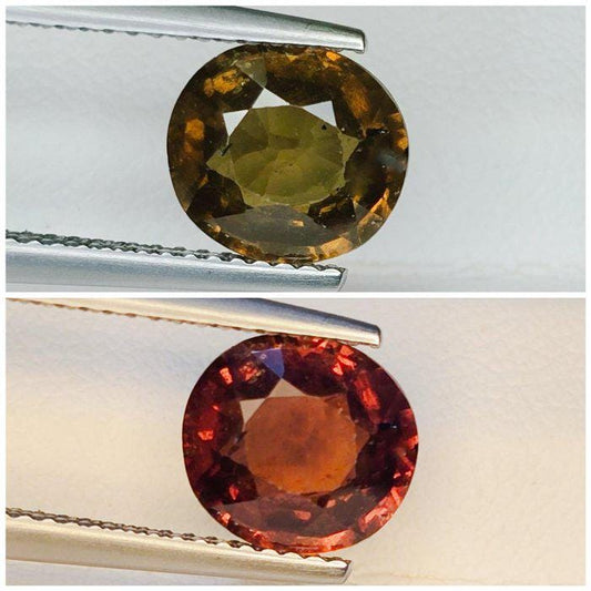 Natural Color Change Garnet 2.84 Ct IGI Certified | Green to Red Oval Loose Gemstone | Rare Color Changing Garnet
